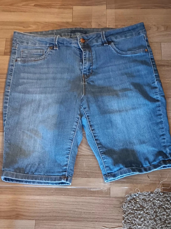 Pants - Casual Blue Denim Shorts